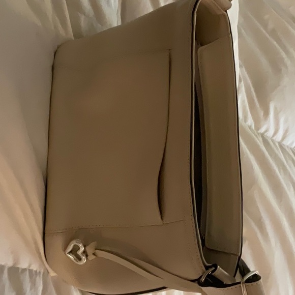 Handbag - Picture 3 of 5